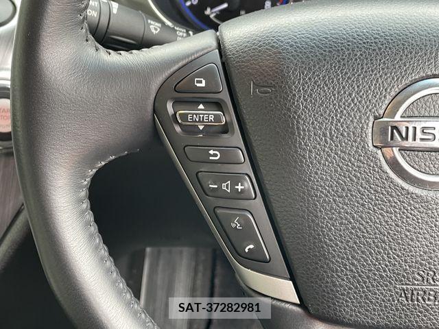 Nissan ELGRAND 2017-07 221657-17
