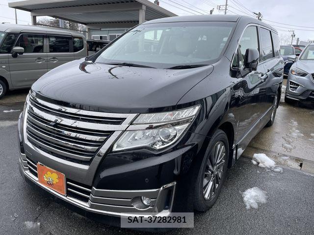 Nissan ELGRAND 2017-07 221657-0