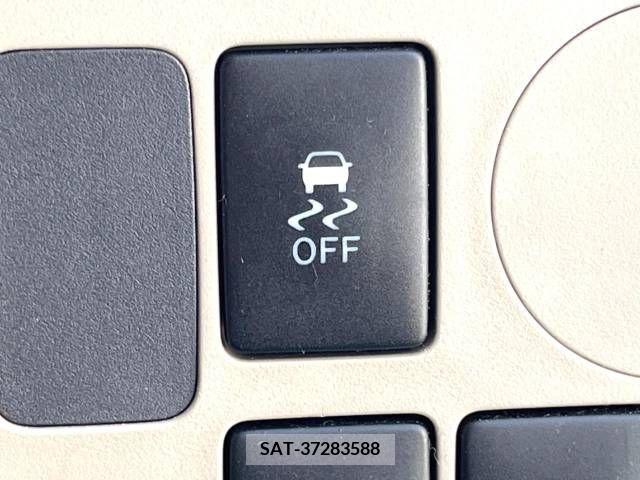 Daihatsu MOVE 2013-02 364142-6