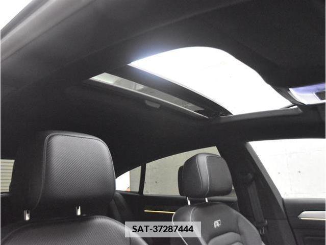 VolksWagen ARTEON 2019-04 370623-12