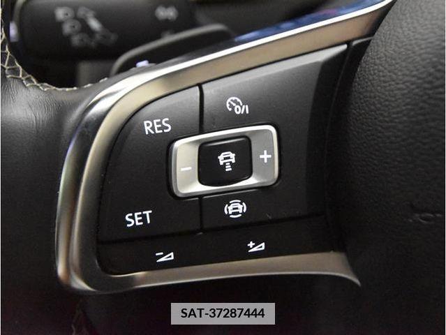 VolksWagen ARTEON 2019-04 370623-24