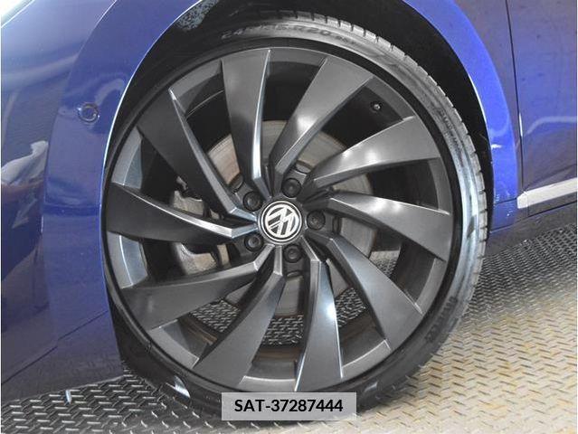 VolksWagen ARTEON 2019-04 370623-11