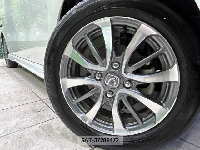 Honda N BOX 2022-08 278619-13