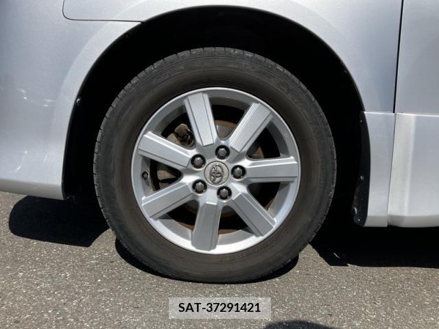 Toyota NOAH 2009-07 298081-19