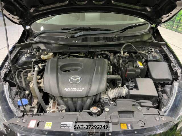 Mazda DEMIO 2015-05 267618-18