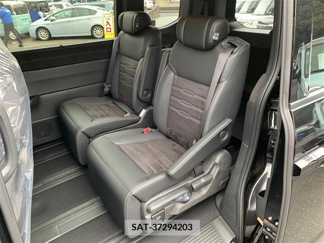 Honda e 2023-08 216941-3