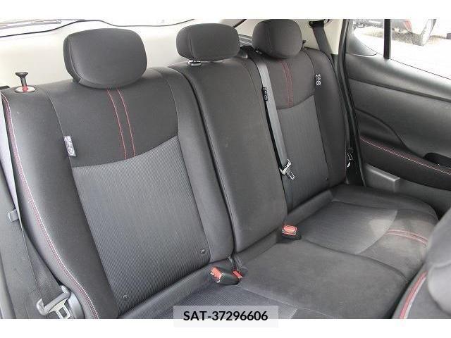 Nissan LEAF 2018-10 210678-13