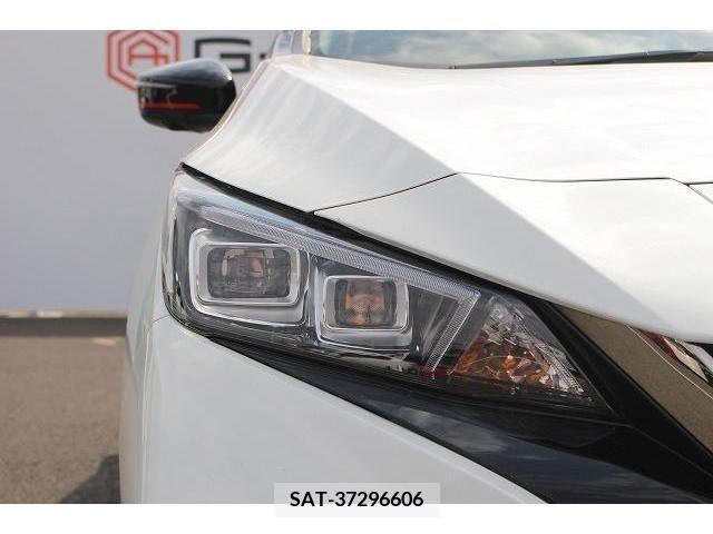 Nissan LEAF 2018-10 210678-10