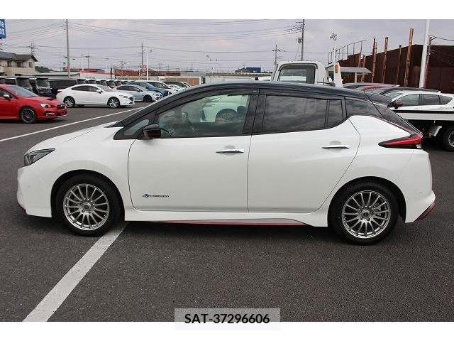 Nissan LEAF 2018-10 210678-6