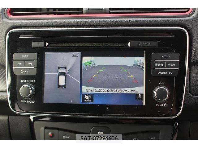 Nissan LEAF 2018-10 210678-2