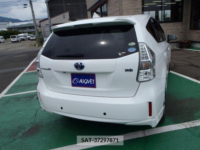 Toyota PRIUS ALPHA 2012-03 322216-2