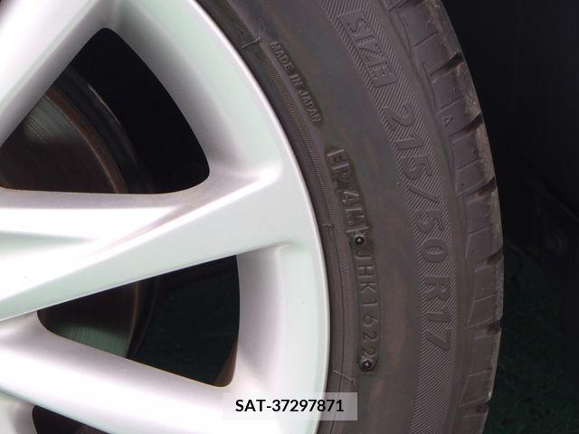 Toyota PRIUS ALPHA 2012-03 322216-7