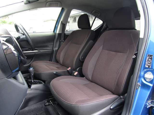 Toyota AQUA 2017-06 16437-13