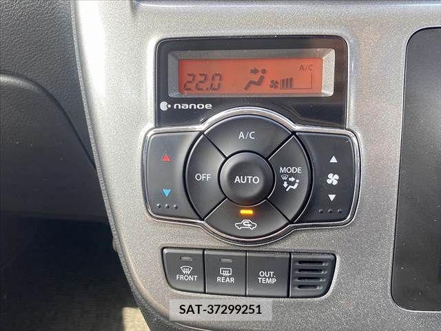 Mitsubishi DELICA D2 2016-02 267679-24