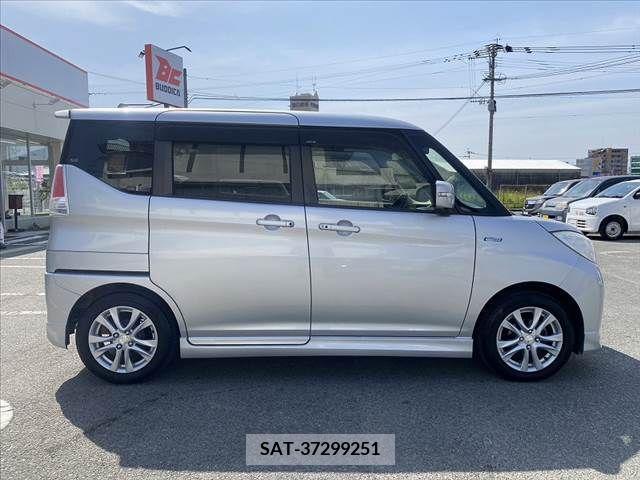 Mitsubishi DELICA D2 2016-02 267679-8