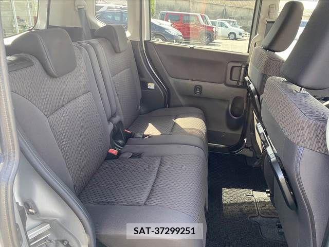 Mitsubishi DELICA D2 2016-02 267679-15