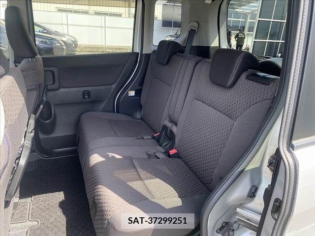 Mitsubishi DELICA D2 2016-02 267679-16