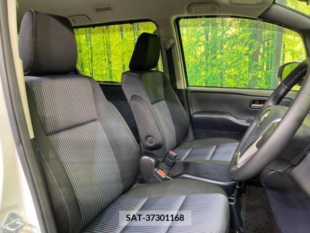 Toyota VOXY 2014-08 321411-9