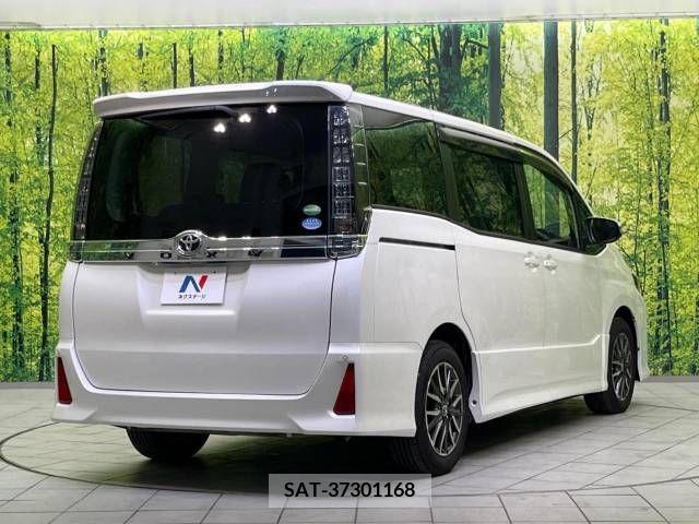 Toyota VOXY 2014-08 321411-19