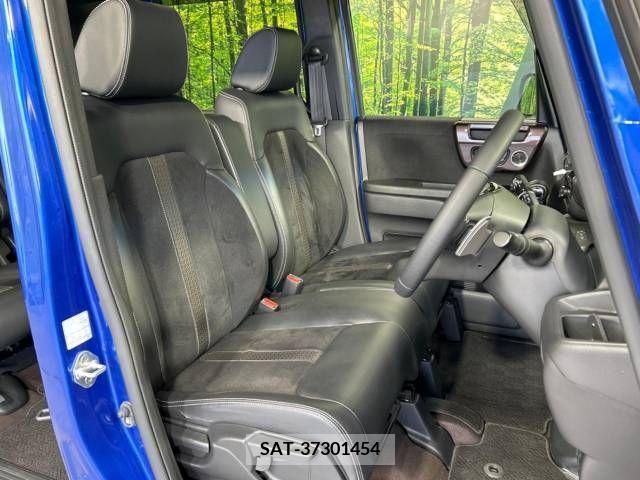 Honda N BOX CUSTOM 2019-08 207864-8