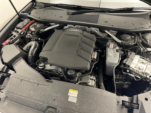 Audi A6 2022-11 18983-17