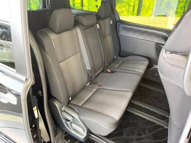 Toyota VOXY 2019-10 22474-9