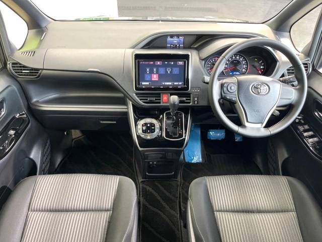 Toyota VOXY 2019-10 22474-1