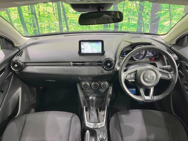 Mazda DEMIO 2017-02 27566-1