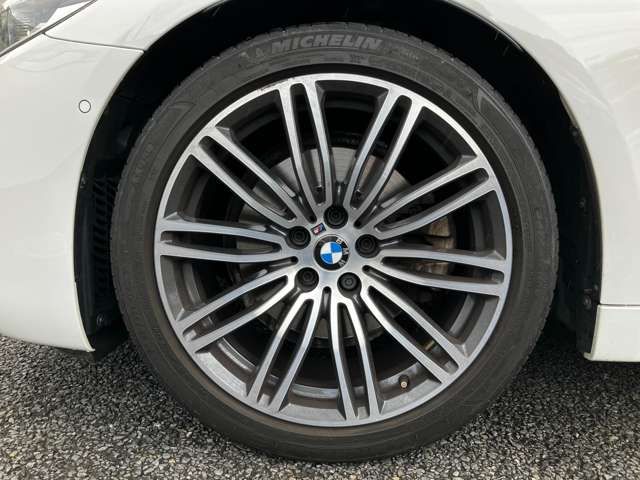Bmw 5 SERIES 2017-04 185478-12