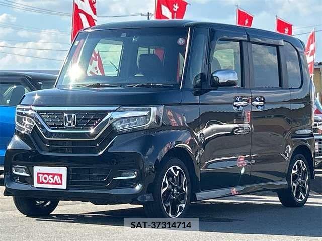 Honda N BOX CUSTOM 2017-10 365046-9