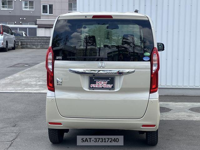 Honda N BOX 2019-06 307464-4