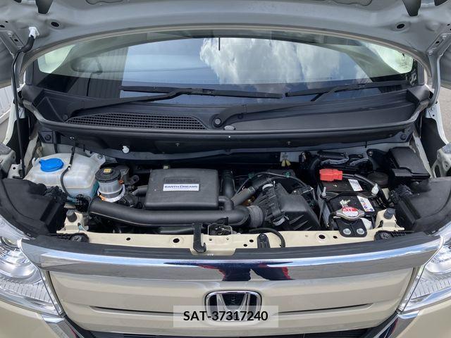 Honda N BOX 2019-06 307464-6