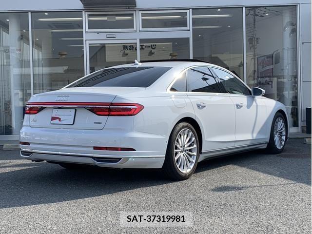 Audi A8 2019-10 213270-1