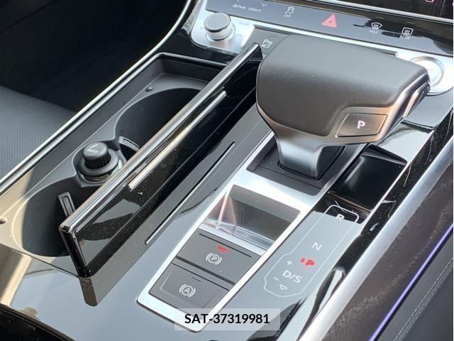 Audi A8 2019-10 213270-15