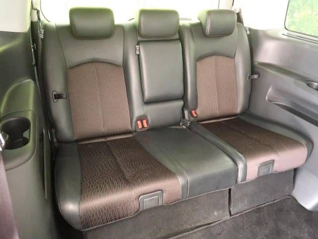 Nissan ELGRAND 2017-07 16105-11