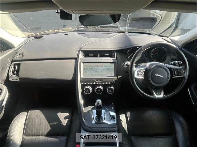 Jaguar E-PACE 2020-02 273155-1