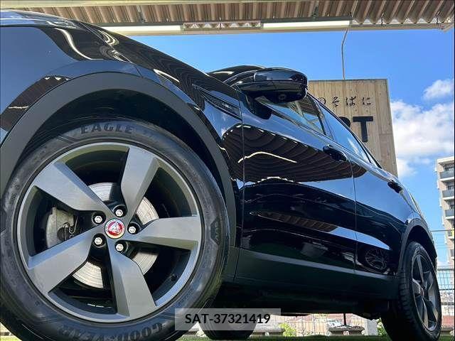 Jaguar E-PACE 2020-02 273155-19
