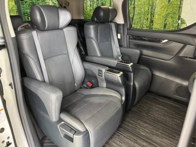 Toyota ALPHARD 2020-04 184402-9
