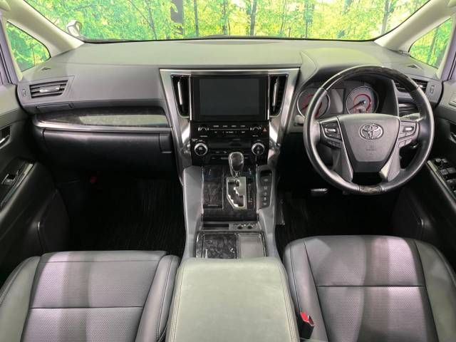Toyota ALPHARD 2020-04 184402-1