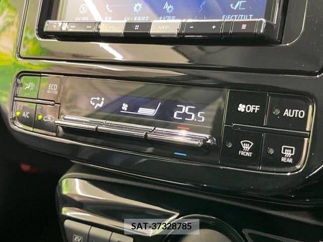 Toyota PRIUS 2020-03 233556-8