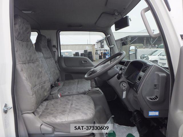 Mazda TITAN DASH 2003-06 229077-10