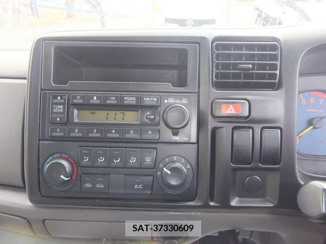 Mazda TITAN DASH 2003-06 229077-19