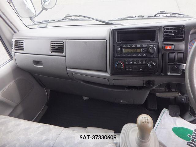 Mazda TITAN DASH 2003-06 229077-18