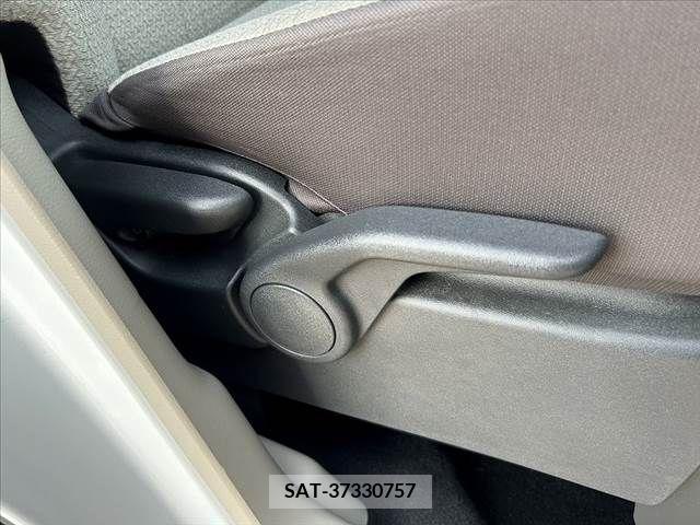 Nissan ROOX 2020-08 324113-6