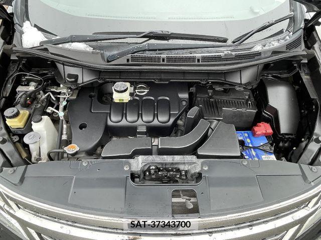 Nissan ELGRAND 2017-07 372546-25