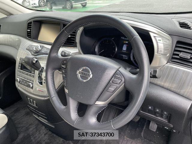 Nissan ELGRAND 2017-07 372546-8