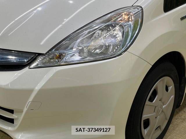 Honda FIT HYBRID 2013-05 303927-12