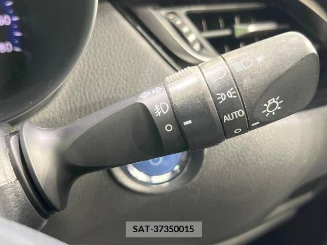 Toyota C-HR 2018-05 323023-8