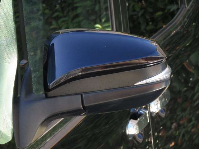 Toyota ESQUIRE 2017-11 9028-3