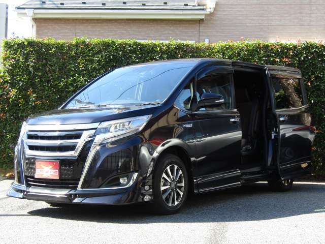 Toyota ESQUIRE 2017-11 9028-19
